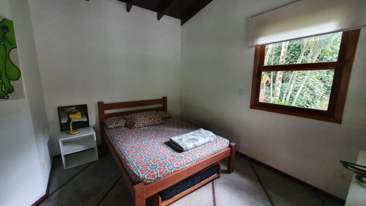 Casa da Josie em Maresias com piscina no pé da Mata Atlântica - 4 quartos Extérieur photo